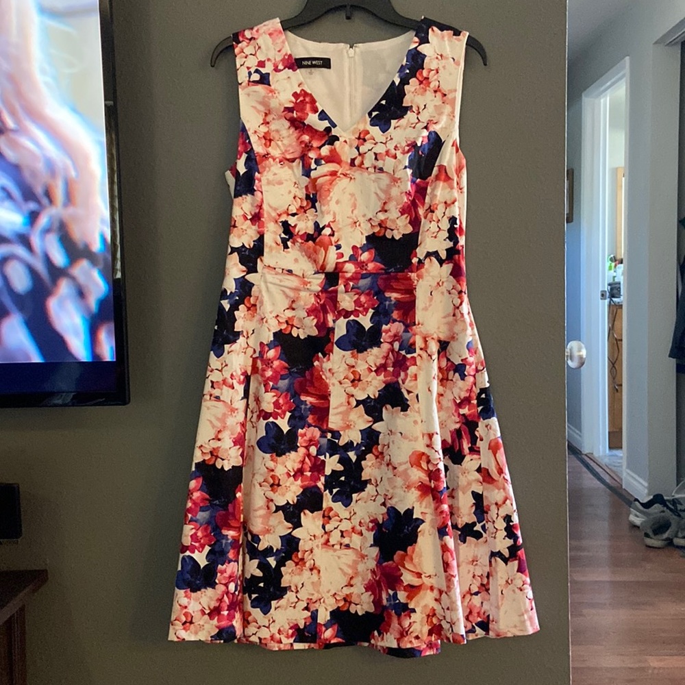 Floral Nine West sleeveless dress